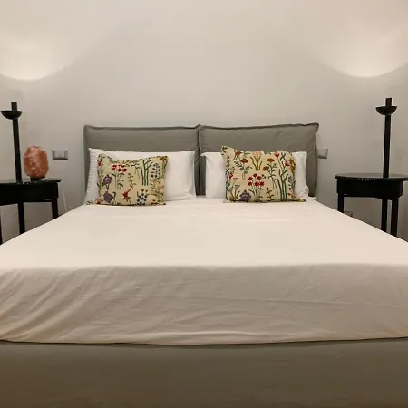 Ritratto Sul Mare * バーリ